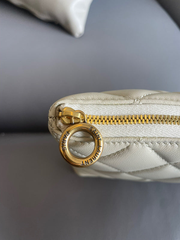 Amelia - YSL Bag - 3718
