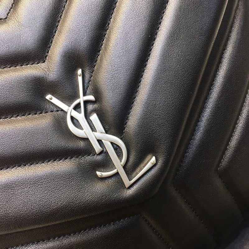 Amelia - YSL Bag - 2752
