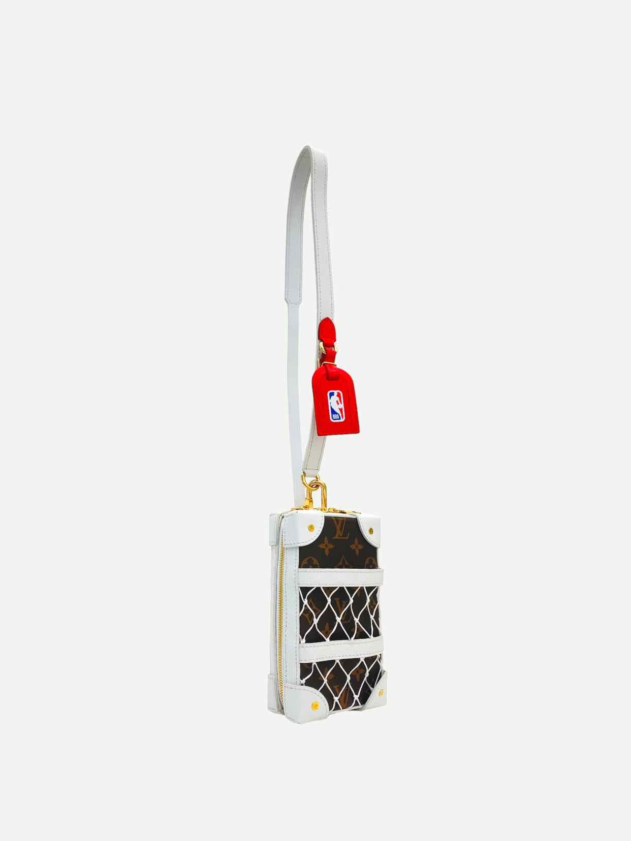 LOUIS VUITTON White w/ Brown Monogram Crossbody