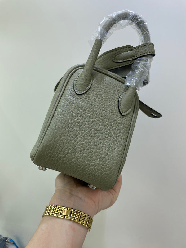Amelia - HMS Bags - 1732