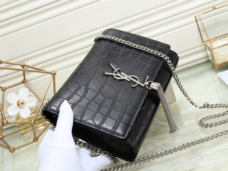 Amelia - YSL Bag - 3551
