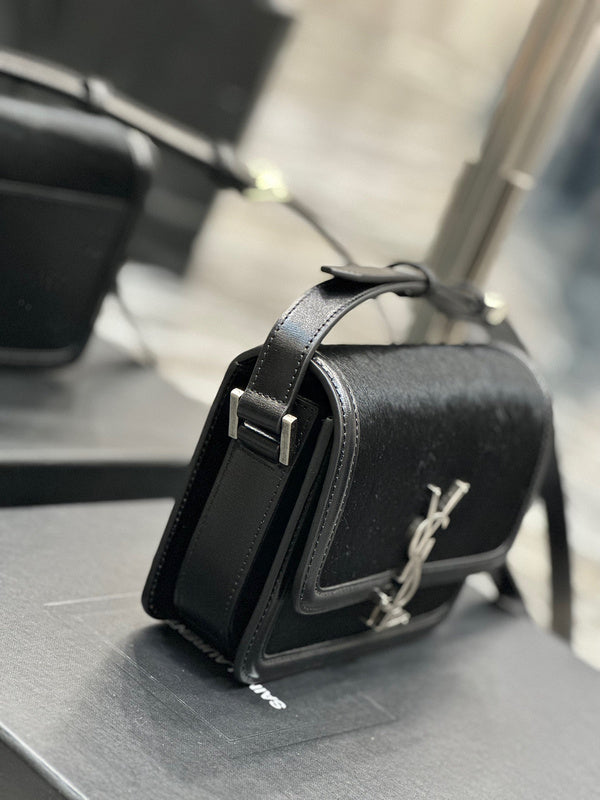Amelia - YSL Bag - 3929