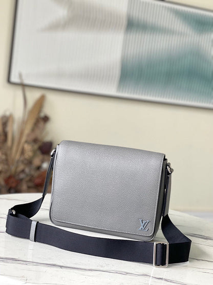 Fashion Lu-Vi bags - 4684