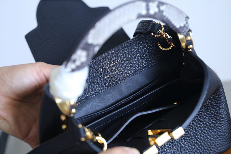 Fan Fashion Lu-Vi bags - 8353