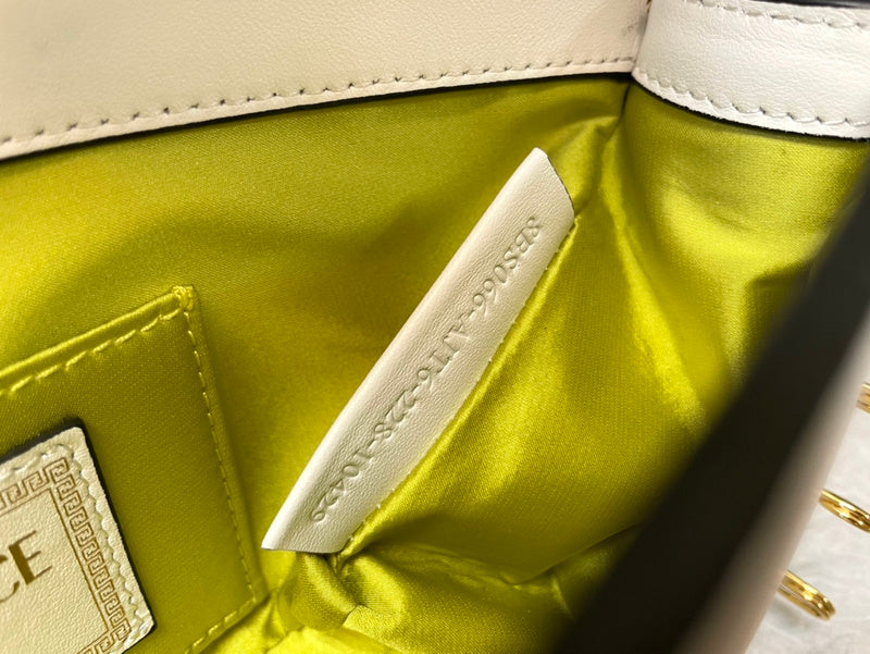 Amelia's Bag Gallery - VAR Bags - 224