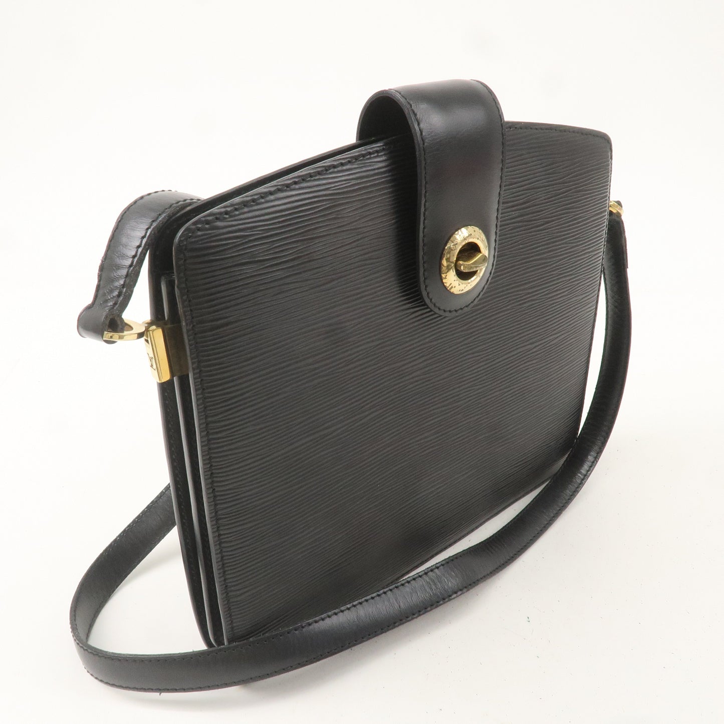 Louis Vuitton Epi Capucines Shoulder Bag Noir Black M52342