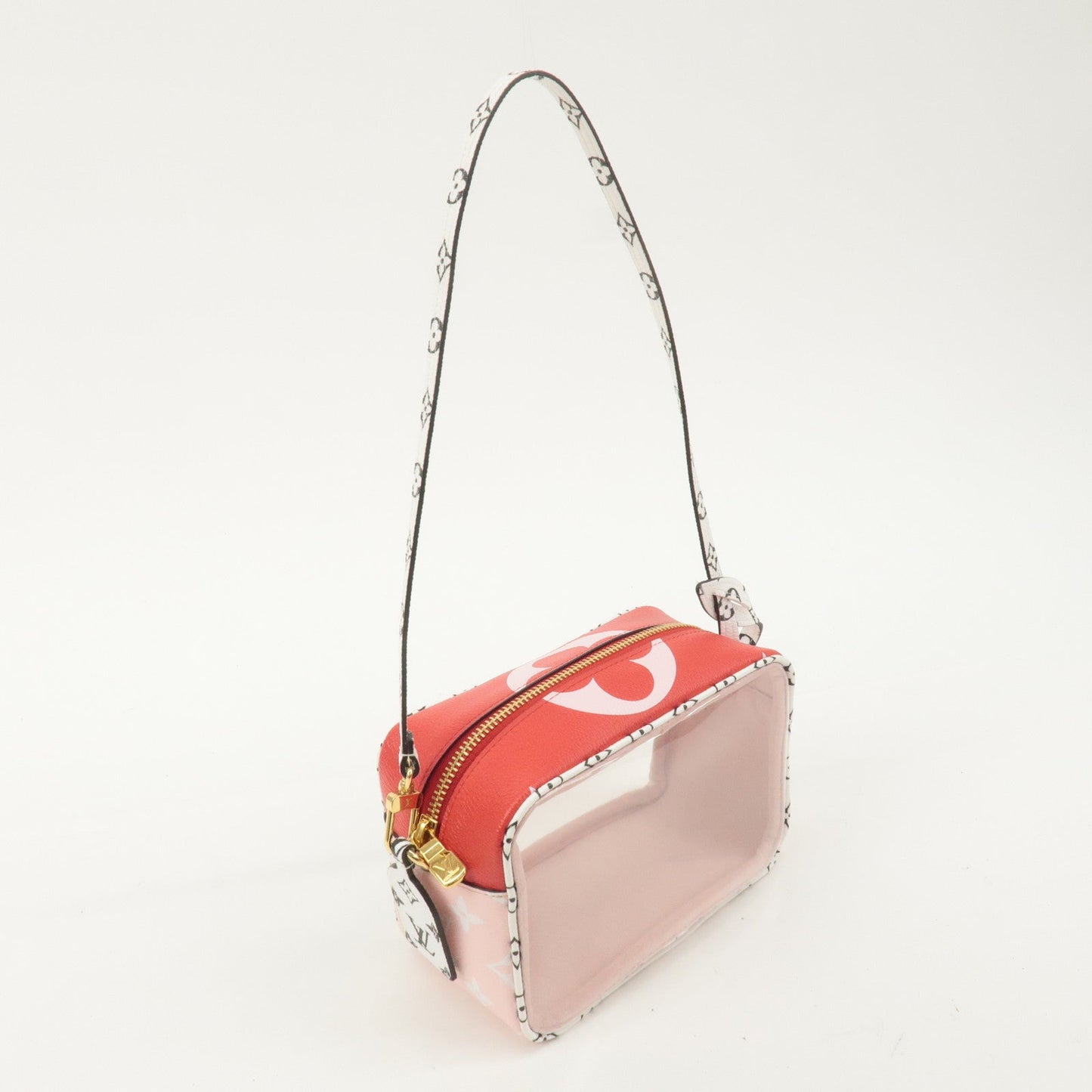 Louis Vuitton Monogram Giant Beach Pouch Shoulder Bag Rouge M67601
