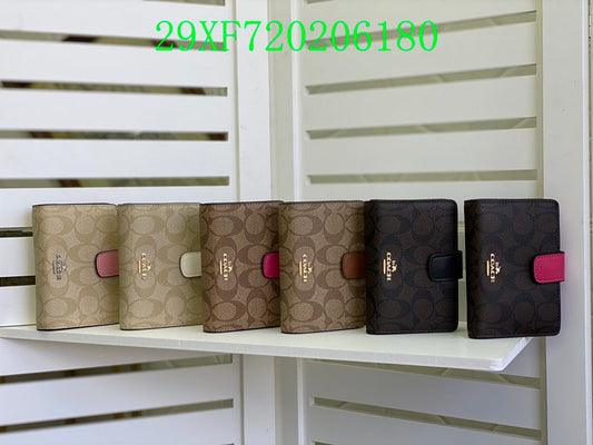 Amelia - CAH Wallet - 035