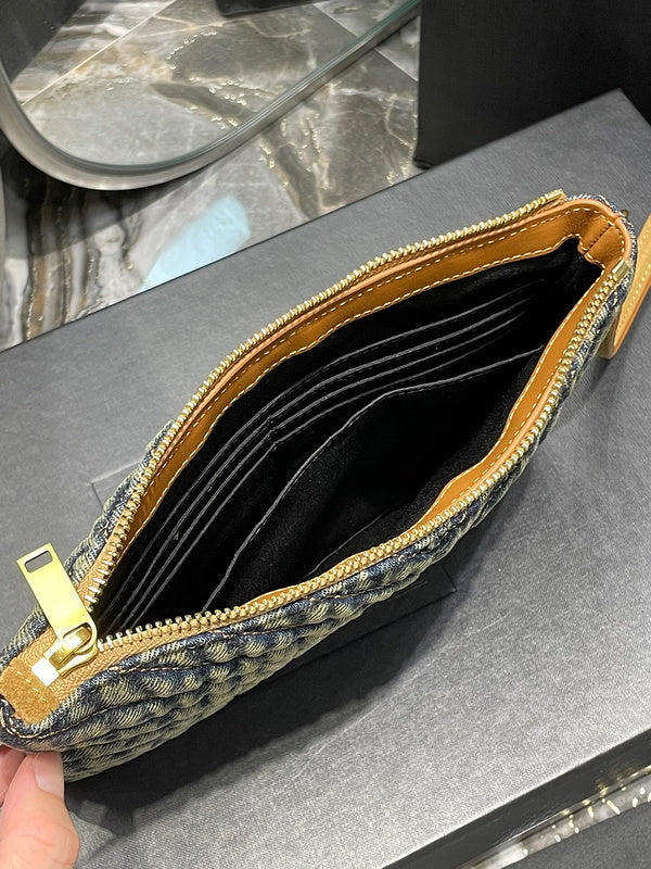 Amelia - YSL Bag - 3607