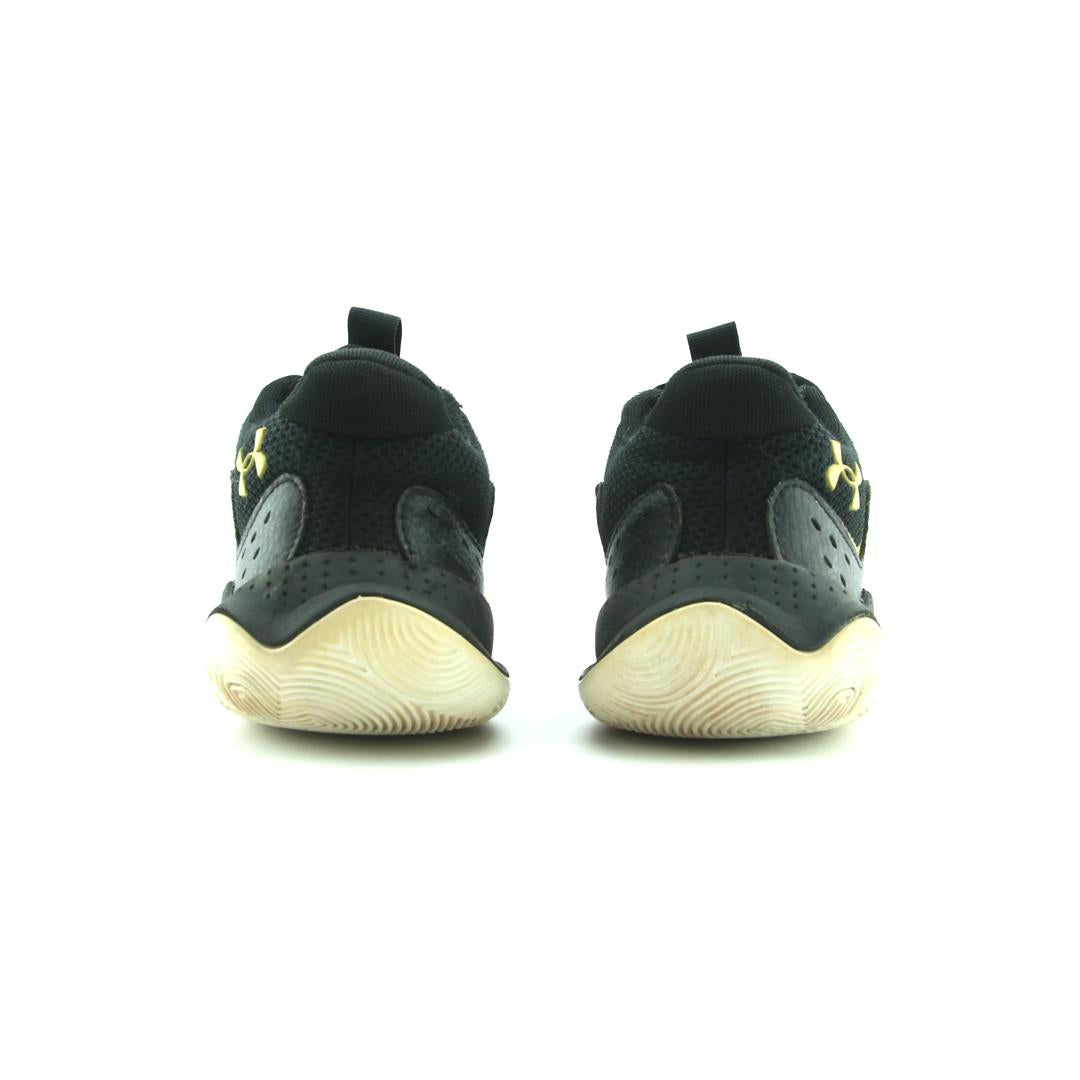 UNDER ARMOUR JET '23