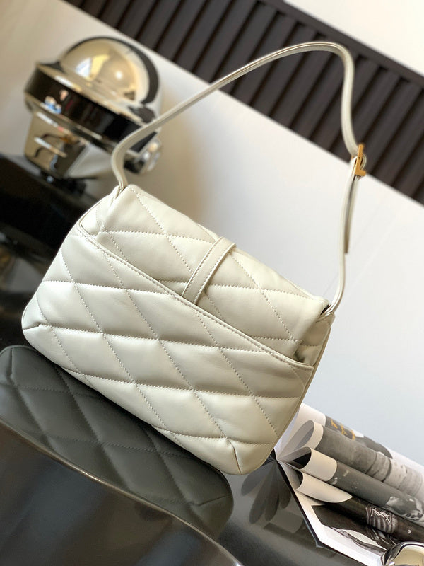 Amelia - YSL Bag - 3618