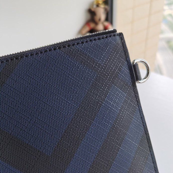 Burberry Bags - Bagsattire   199