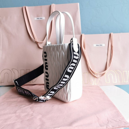 Amelia- MMU  LUXURY BAGS - 072