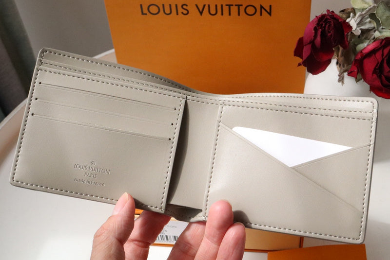 Amelia- LOV  Luxury  Wallets - 640