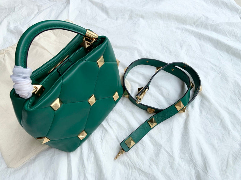 VAL LUXURY BAGS - FOR FASHION LOVERS  AFFORDABLE LUXURY BAGS- 1521