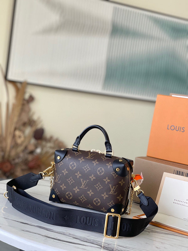 Fashion Lu-Vi bags - 4432