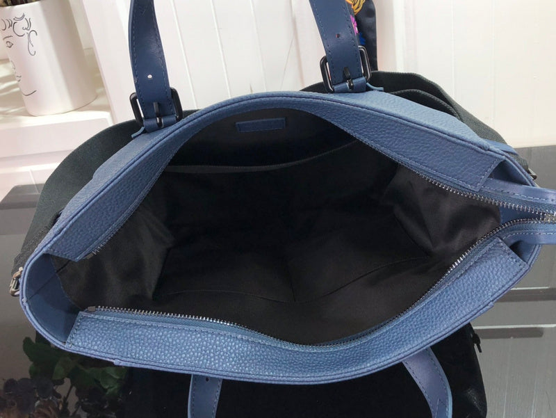 Fan Fashion Lu-Vi bags - 17462