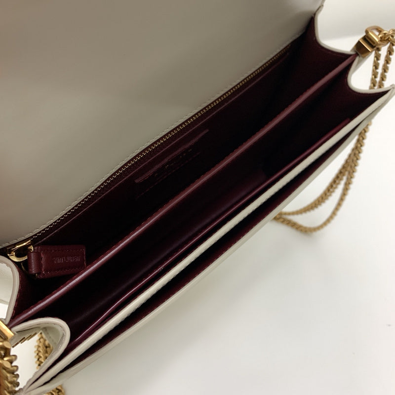 Amelia - YSL Bag - 3820