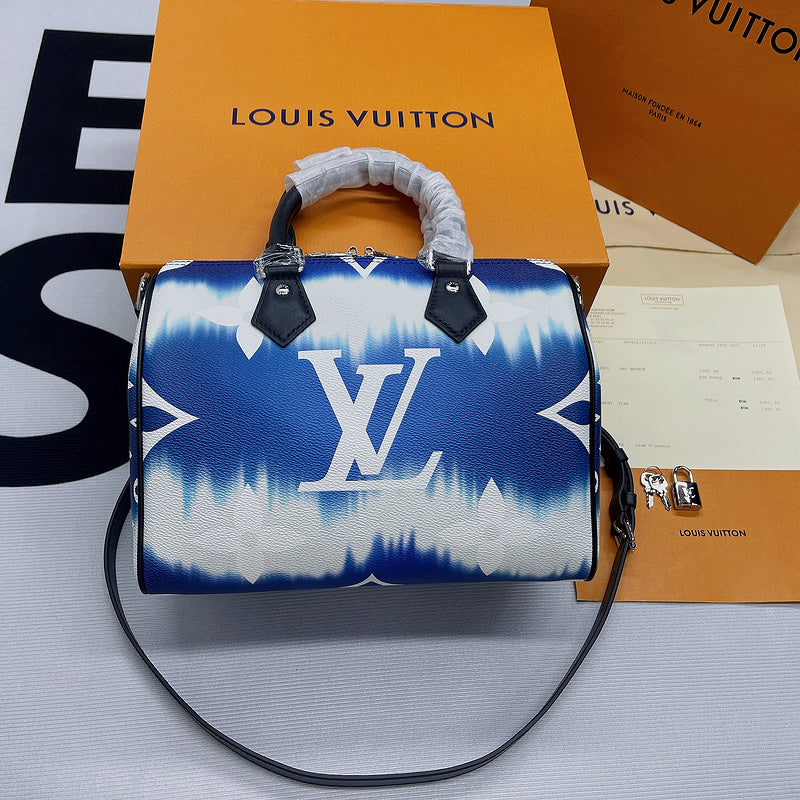 Fan Fashion Lu-Vi bags - 8163