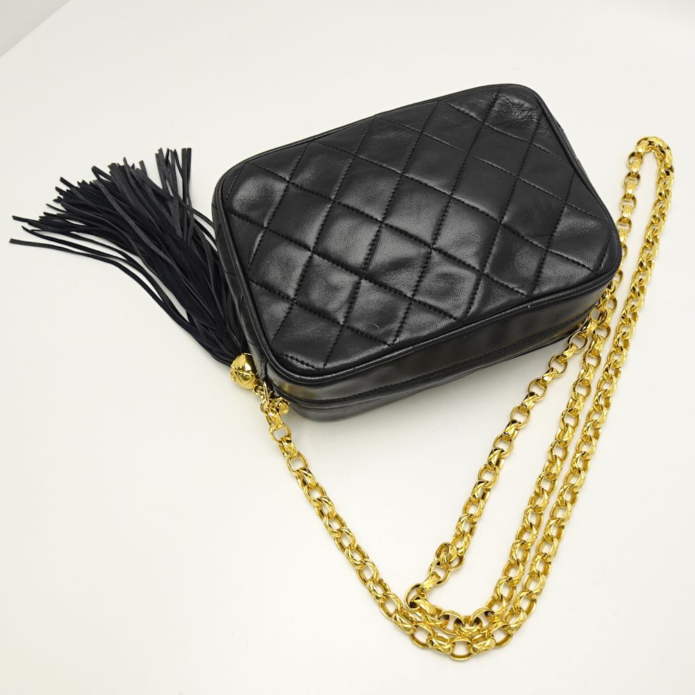 Chanel Chain Shoulder Bag Crossbody Lambskin Black