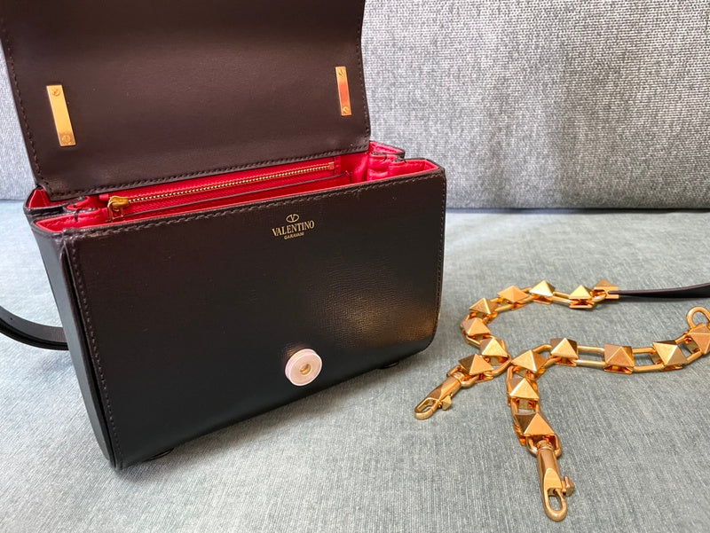 VAL LUXURY BAGS - FOR FASHION LOVERS  AFFORDABLE LUXURY BAGS- 557