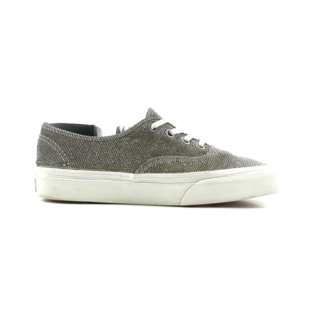 VANS AUTHENTIC