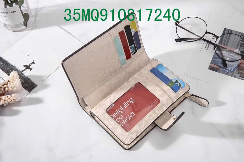 Amelia - CAH Wallet - 161