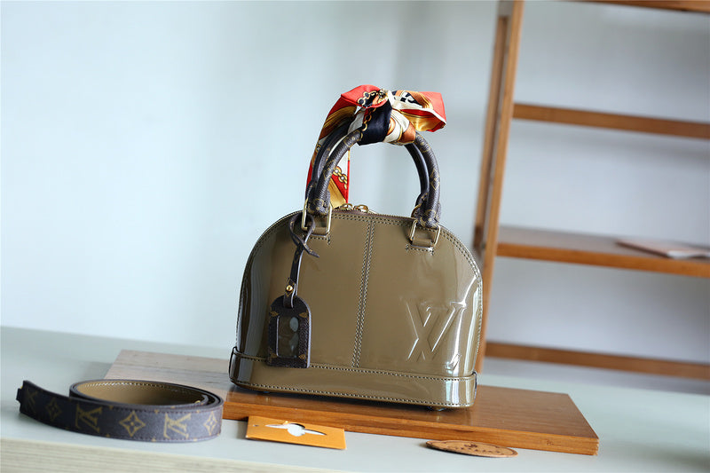 Amelia - LOV Lady Bags - 1937