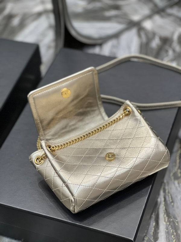 Amelia - YSL Bag - 1974