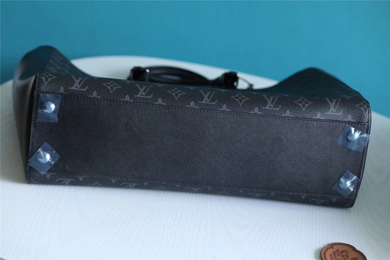 Fan Fashion Lu-Vi bags - 9858