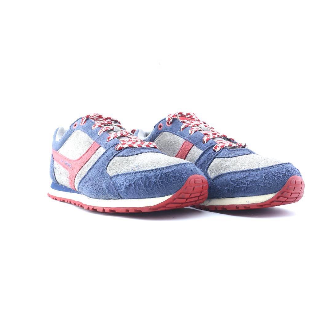 LI-NING .