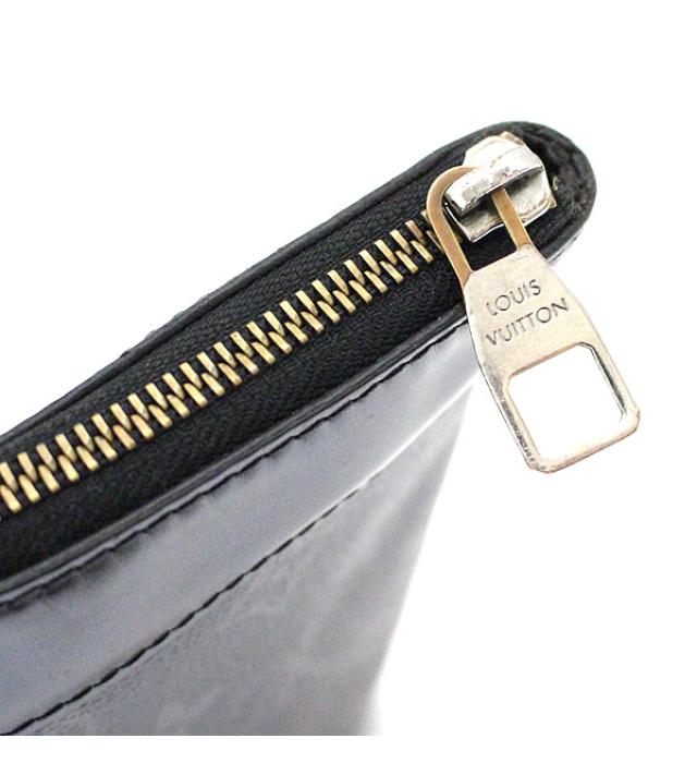Louis Vuitton Pochette Discovery Clutch Bag Monogram Eclipse Black