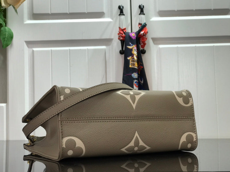 Fan Fashion Lu-Vi bags - 17630