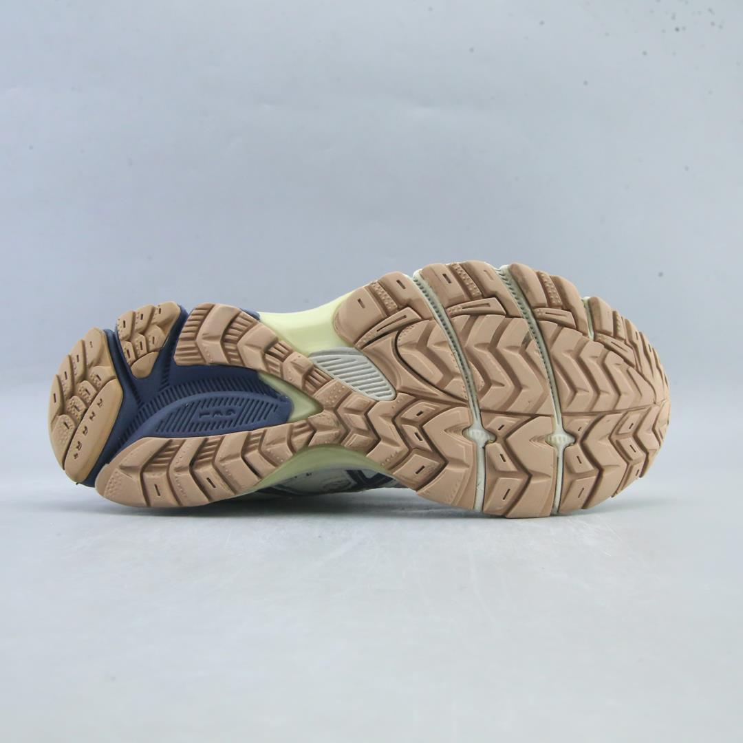 ASICS GEL-KAHANA 8