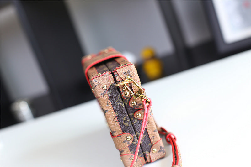 Fan Fashion Lu-Vi bags - 8220