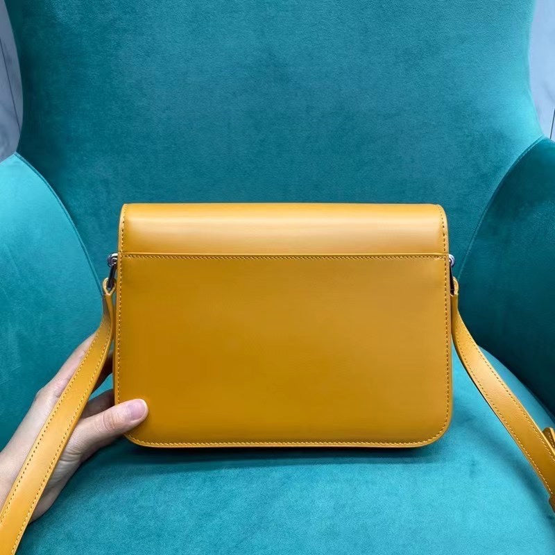Amelia - YSL Bag - 2375