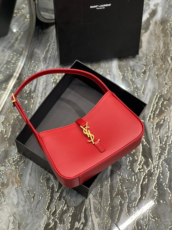 Amelia - YSL Bag - 2481