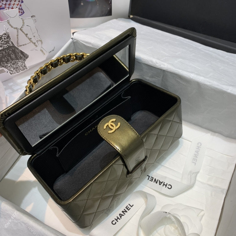 Wellow Bags - Chanel - Bags  - 818