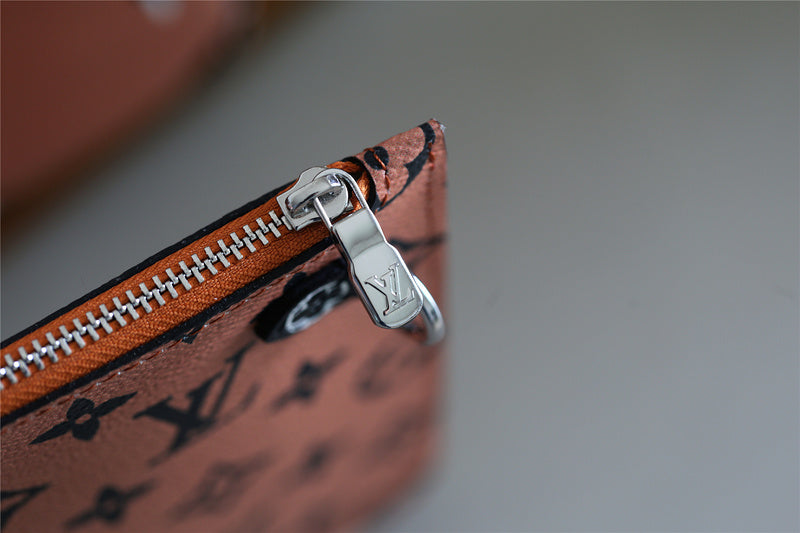 Fan Fashion Lu-Vi bags - 8078