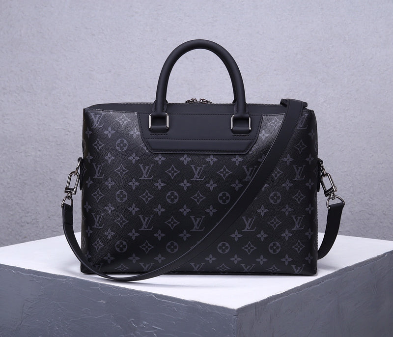 Fan Fashion Lu-Vi bags - 17700
