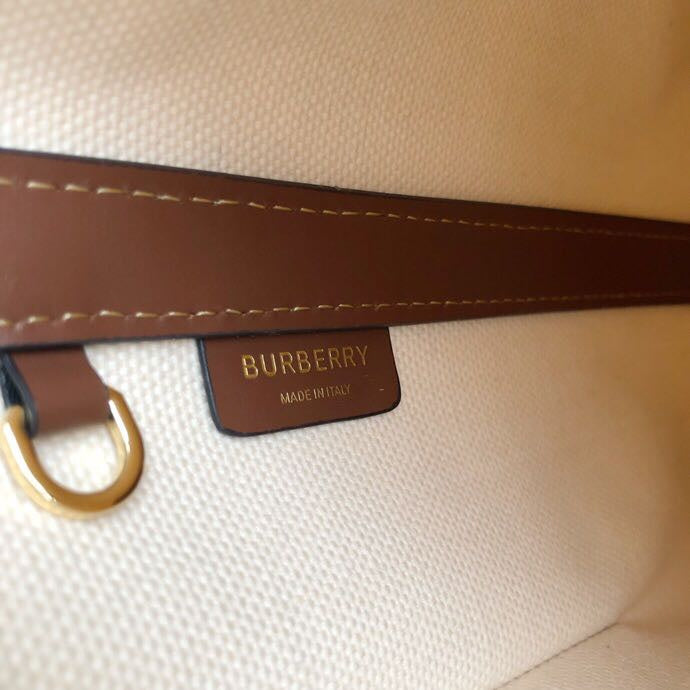 Burberry Bags - Bagsattire   208