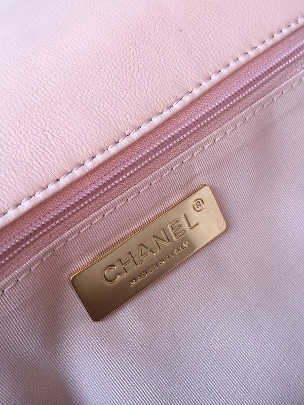 Wellow Bags - Chanel - Bags  - 524