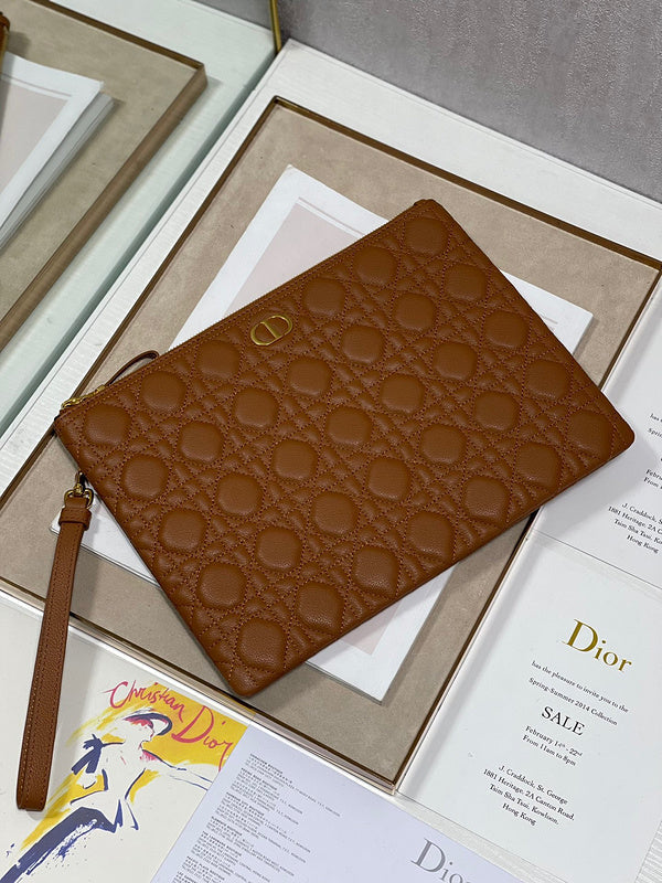 Amelia - DOR Wallets - 055