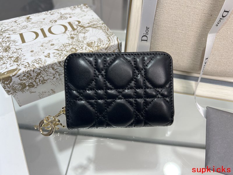Amelia- - Mix Wallets - 150