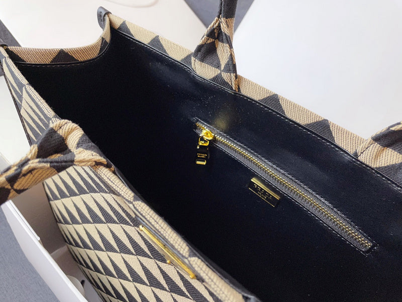 Amelia- PRDA  LUXURY BAGS - 587