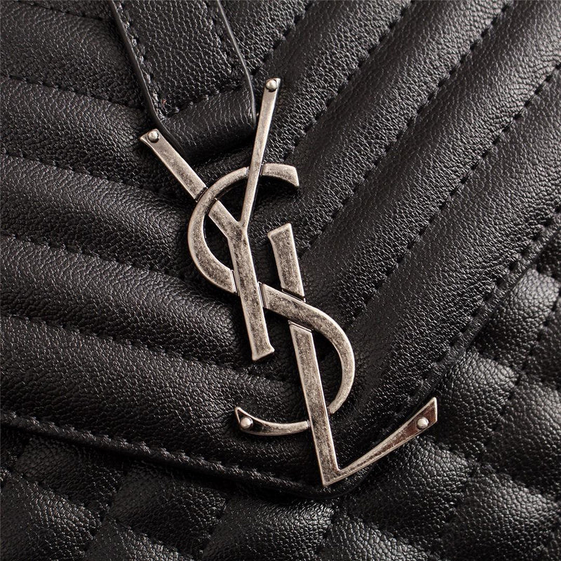 Amelia - YSL Bag - 2800