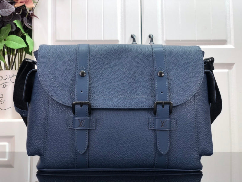 Fan Fashion Lu-Vi bags - 17483