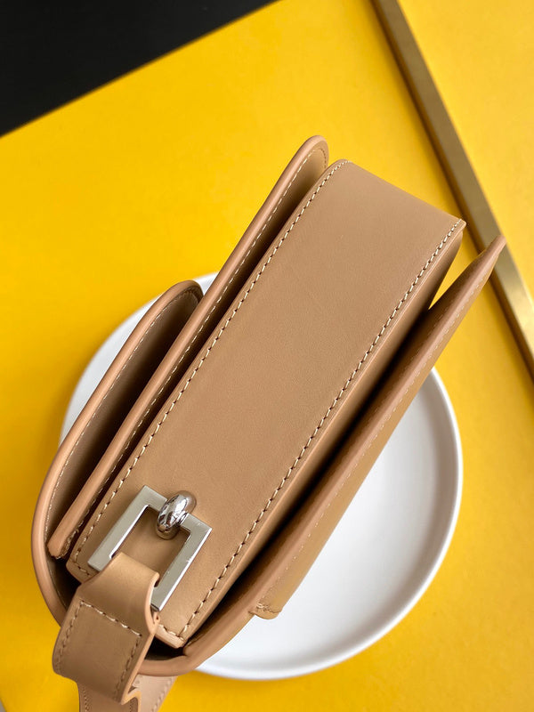 Amelia - YSL Bag - 4153