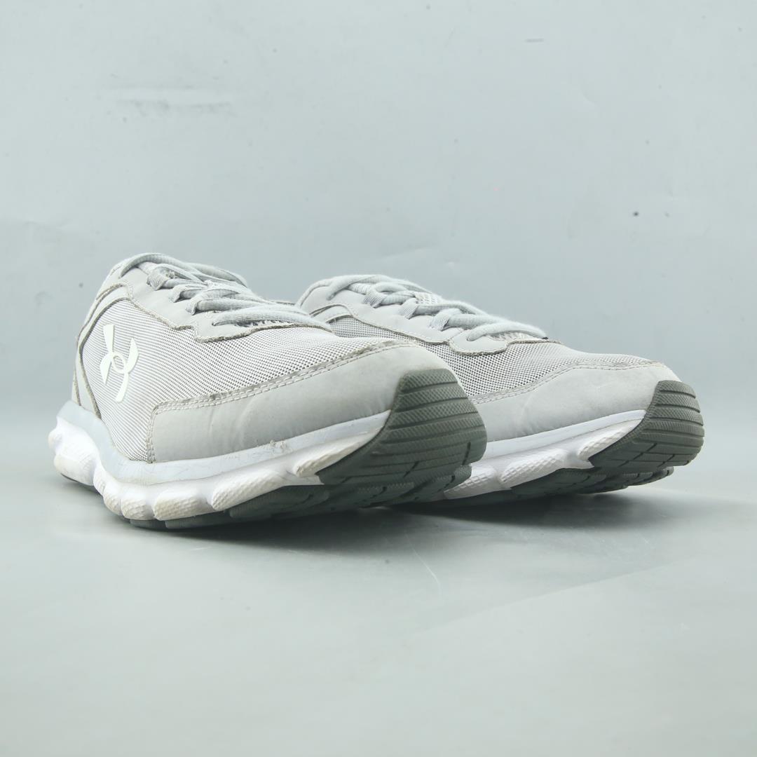 UNDER ARMOUR CHARGED ASSERT 9