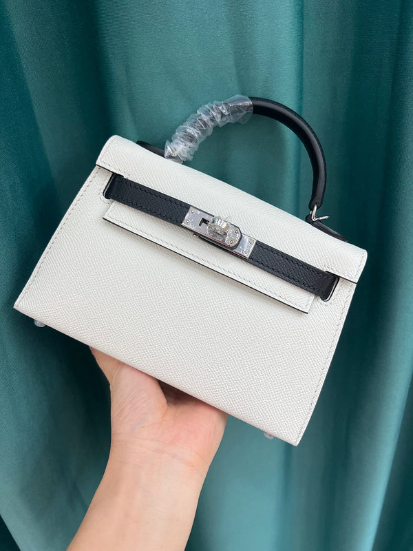 Amelia - HMS Bags - 1730